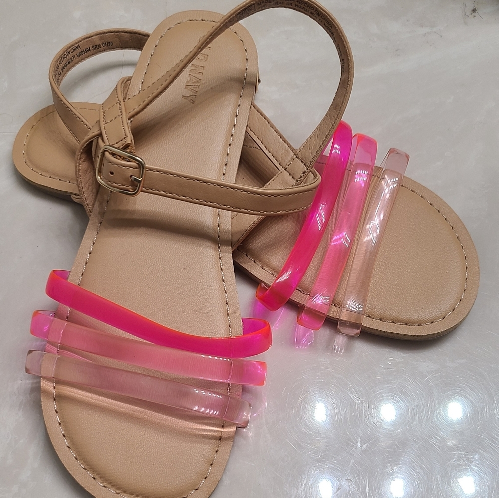 Girl Sandels